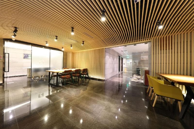 Arrivee Hotel 5