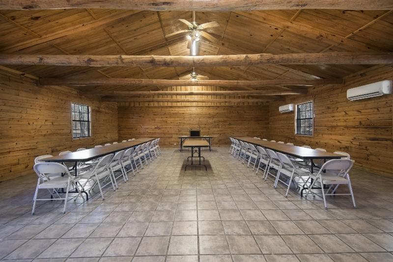 Lindsey S Resort main