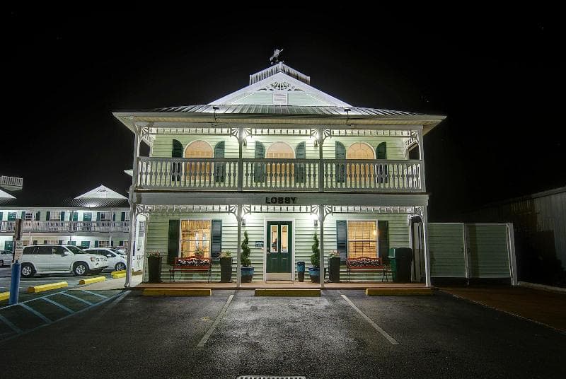 Key West Inn Fairhope 5