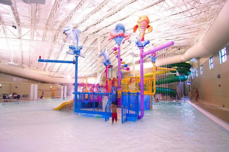 King's Pointe Waterpark Resort 3
