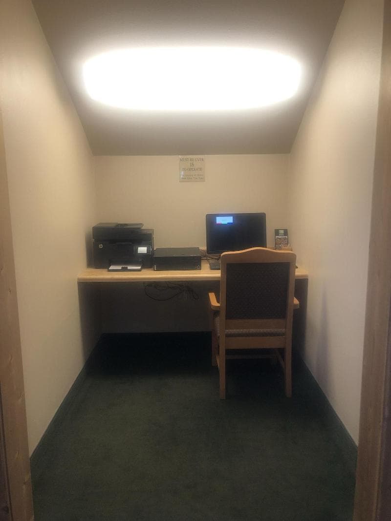 Mitchell Kelly Inn And Suites photo 1