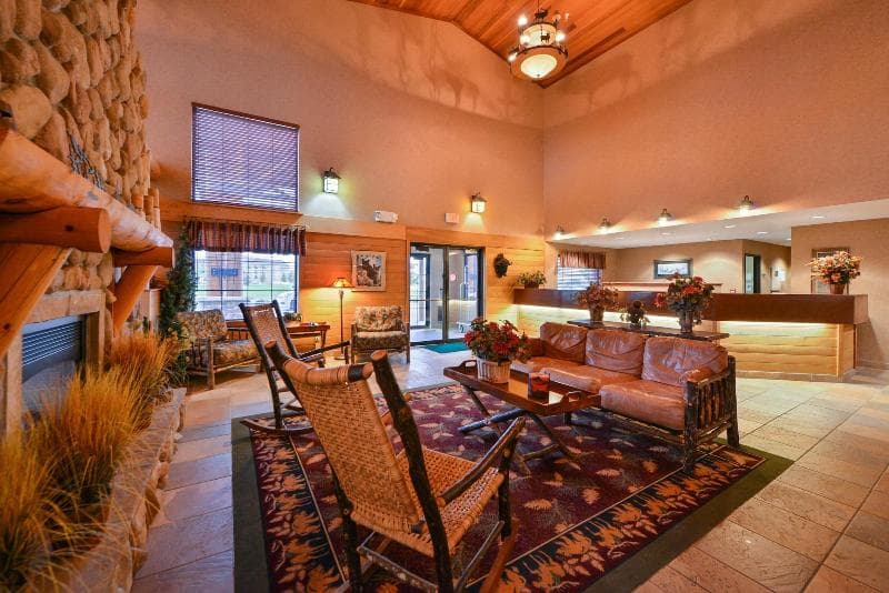 Mitchell Kelly Inn And Suites 5