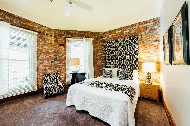 Daylesford Royal Hotel main