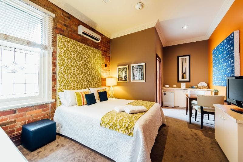 Daylesford Royal Hotel 4