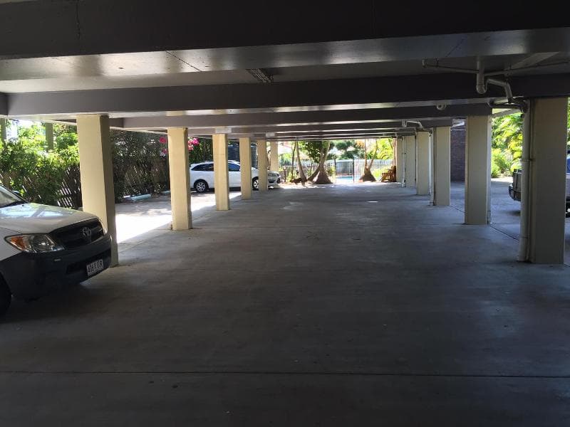 Holland Park Motel 4