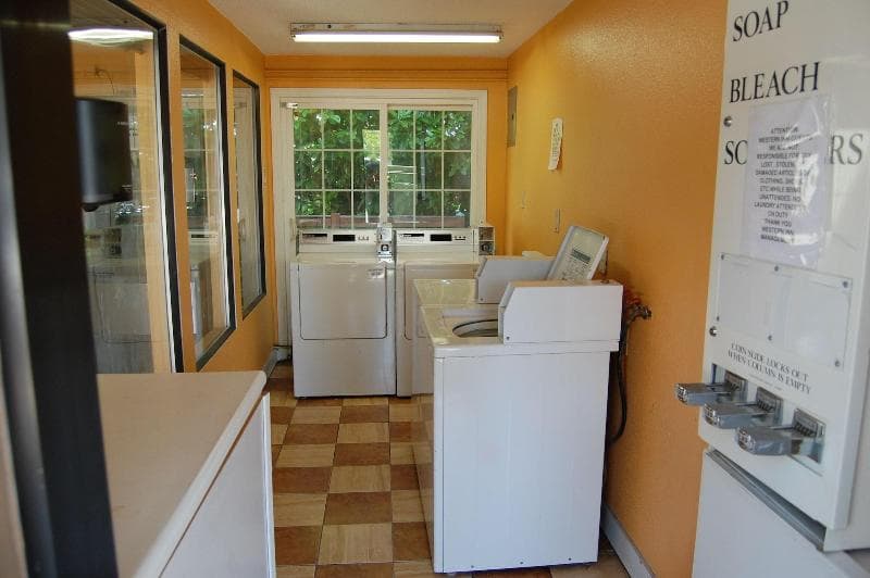 Western Inn Lakewood/Tacoma 1