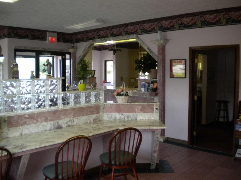 Western Inn Express Hazlehurst 3