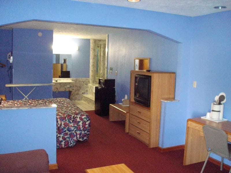 Western Inn Express Hazlehurst photo 1