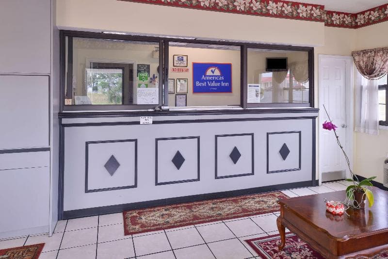 Americas Best Value Inn Wildersville main