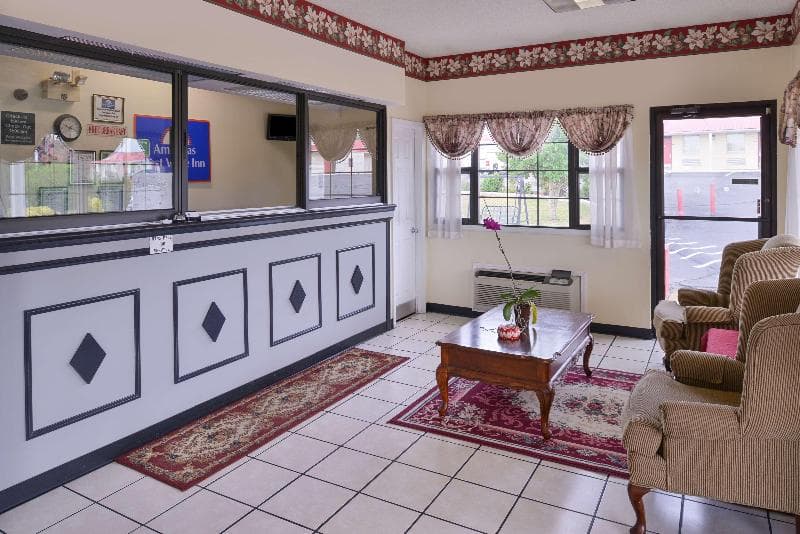 Americas Best Value Inn Wildersville 3