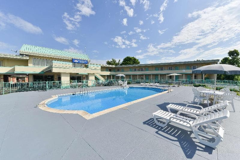 Americas Best Value Inn & Suites South Boston 5
