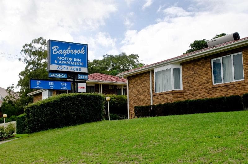 Baybrook Motor Inn 3