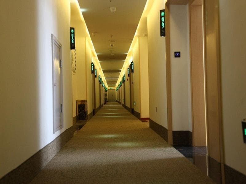 Greentree Inn Zaozhuang High Speed Rail Station Express Hotel (Adults Only) 5