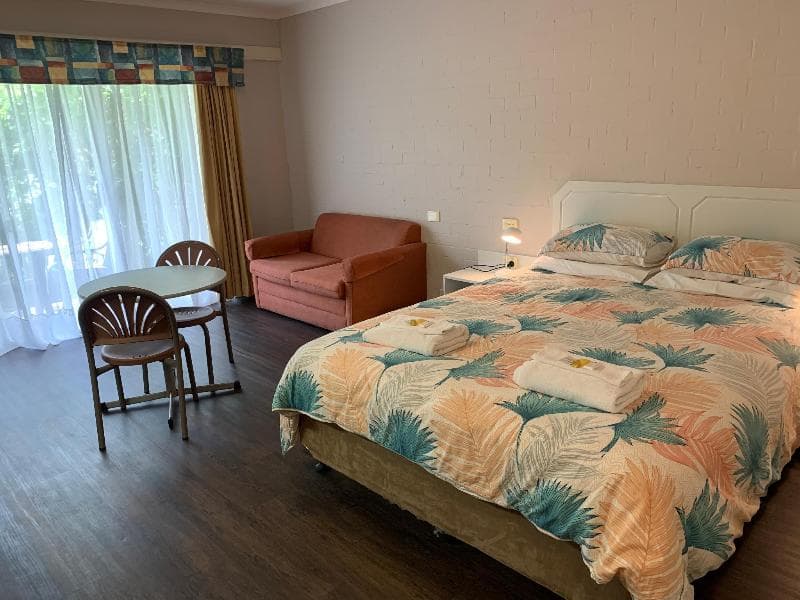 Harbour Royal Motel main