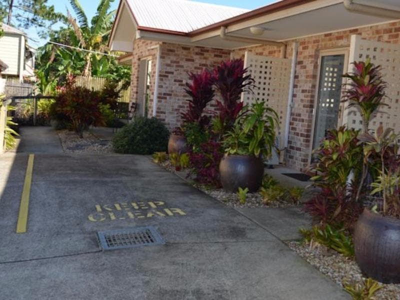 Bay Retreat Motel 4
