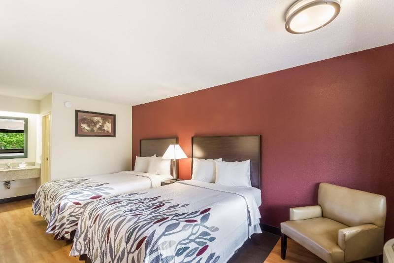 Red Roof Inn Milwaukee Airport photo 1