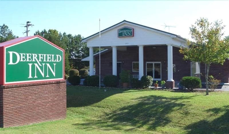 Deerfield Inn & Suites 3