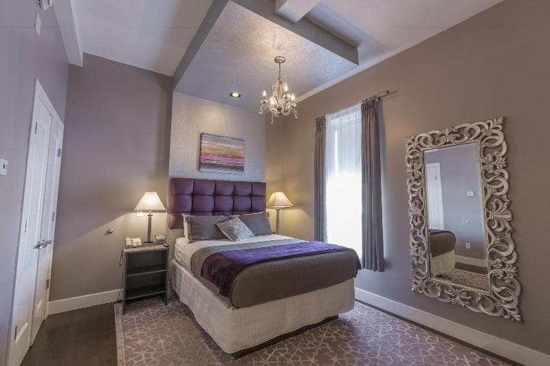 The Gould Hotel 5