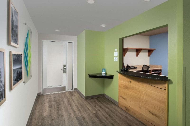 Extended Stay America Select Suites Phoenix West 3
