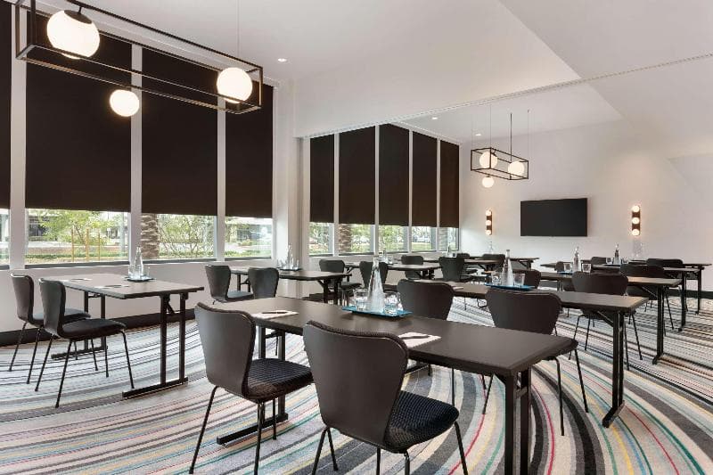 The Viv Hotel, Anaheim, a Tribute Portfolio Hotel 1