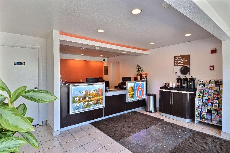 Motel 6 Nashua 3