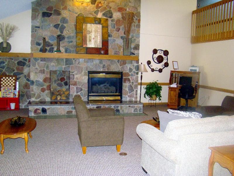 Boarders Inn & Suites Faribault photo 1