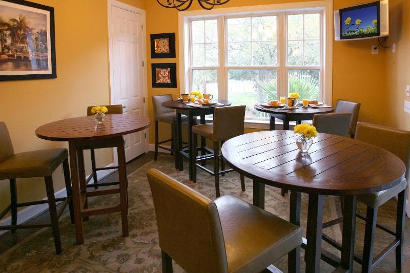 Water's Edge Inn - Adults Only photo 1