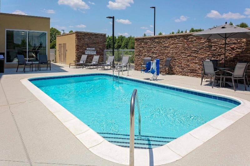 Fairfield Inn & Suites By Marriott Memphis Collier 2