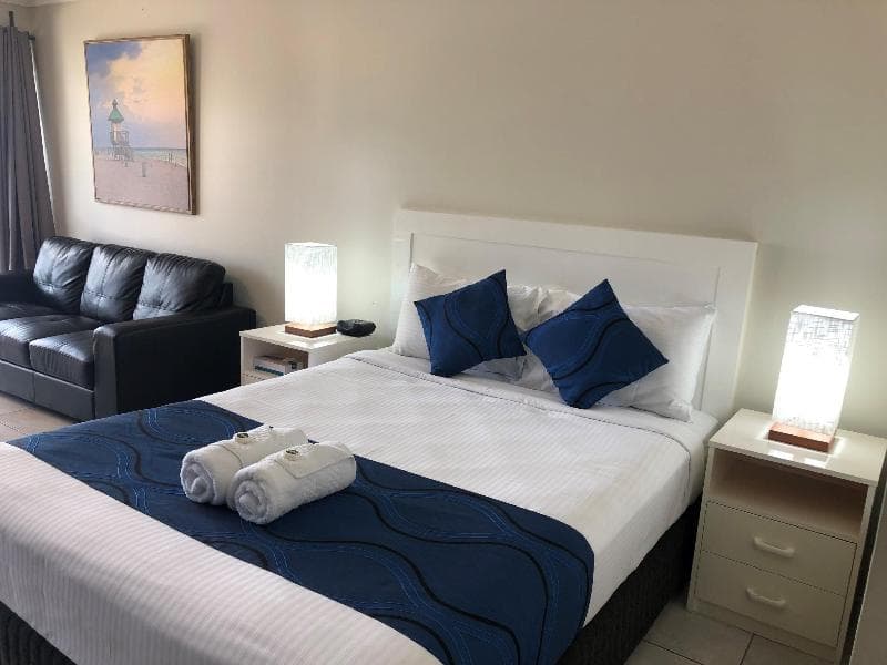 Logan City Motor Inn 5