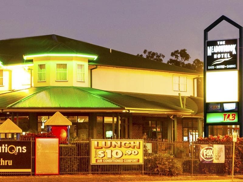 Meadowbrook Hotel Brisbane 4