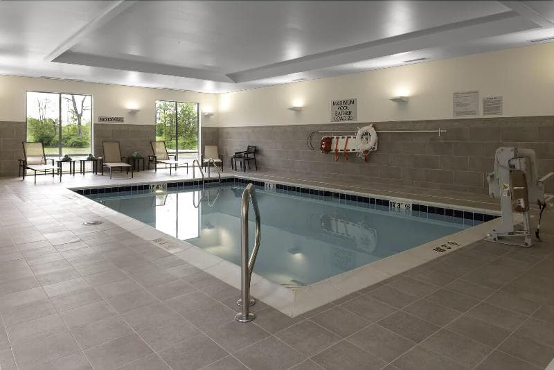 Courtyard By Marriott Indianapolis West - Speedway 2