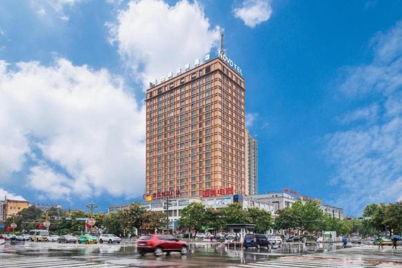Novotel Huashan photo 1