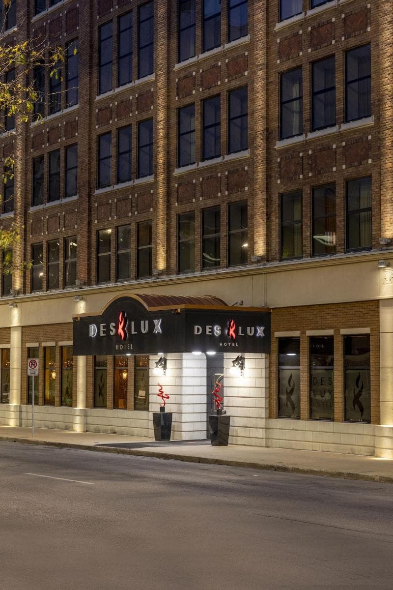 Des Lux Hotel 5
