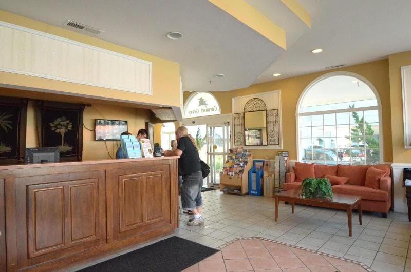 Tidelands Caribbean Hotel And Suites 4