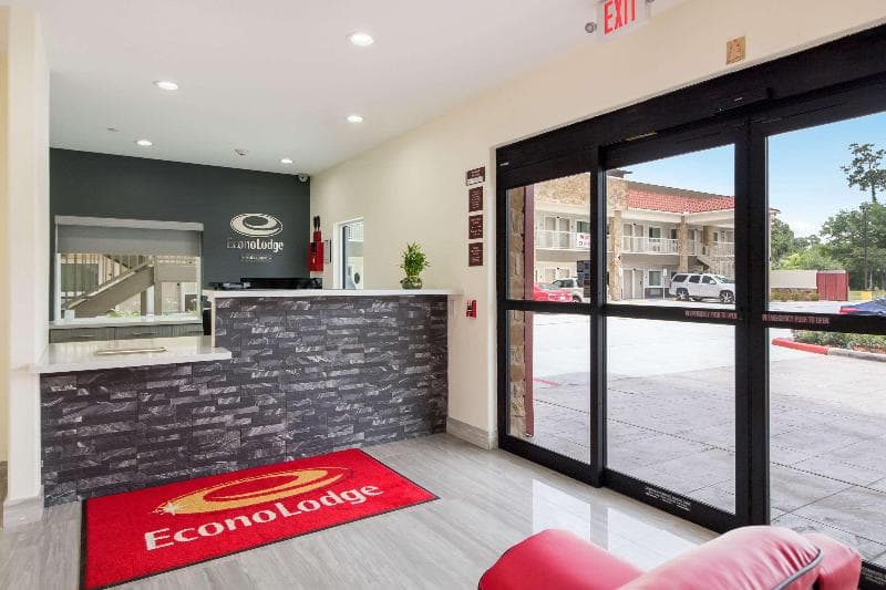 Econo Lodge Inn & Suites Humble Fm1960 - Iah Airport 4