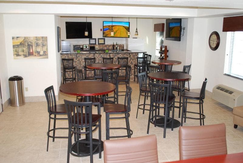 Landmark Suites photo 1