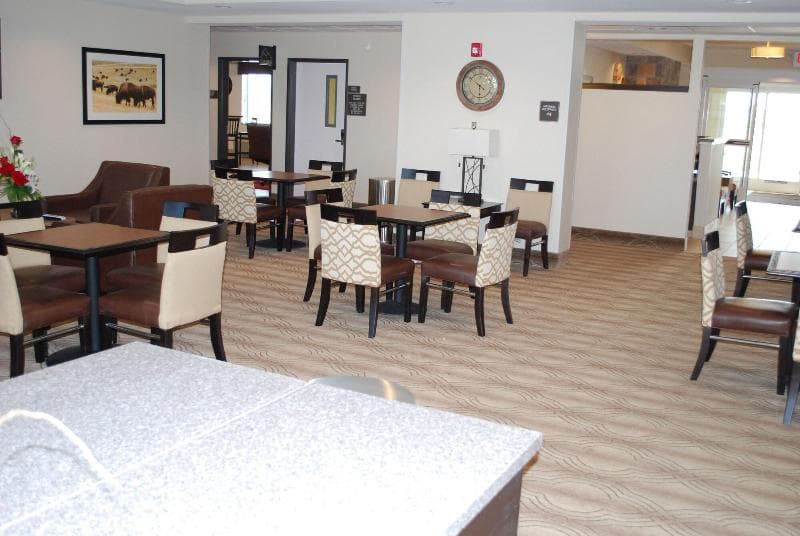 Landmark Suites 4