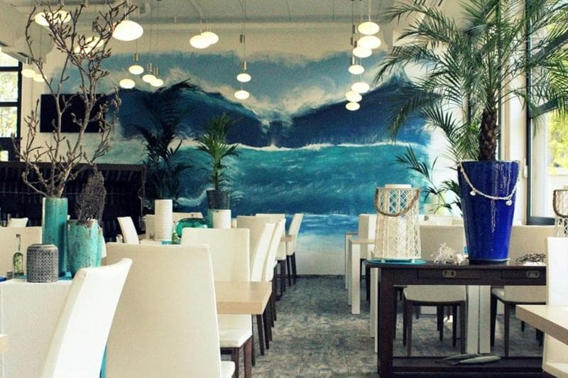 Aqua Hotel & Hostel 4