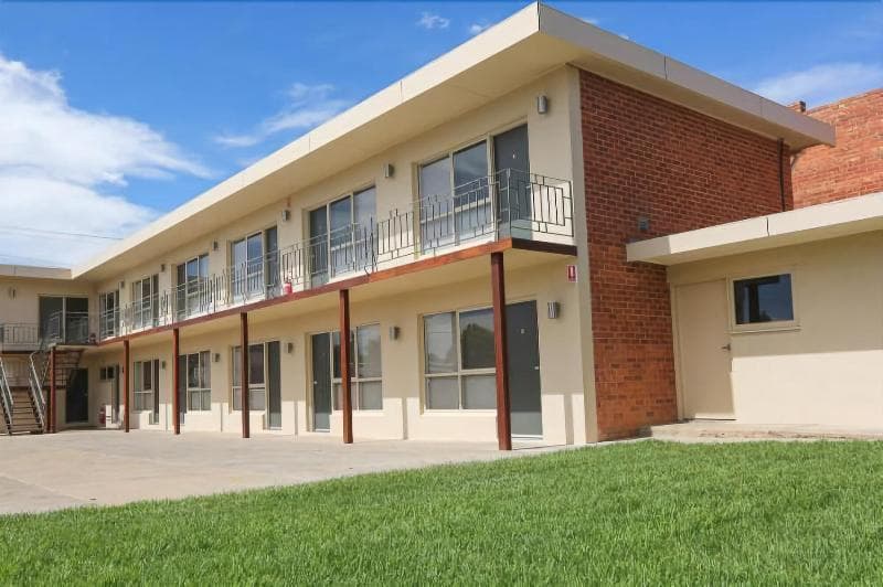 Seven Pines Motor Inn 3