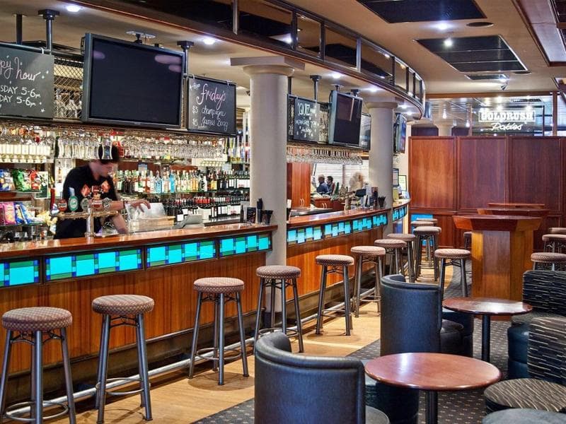 Tonsley Hotel 4