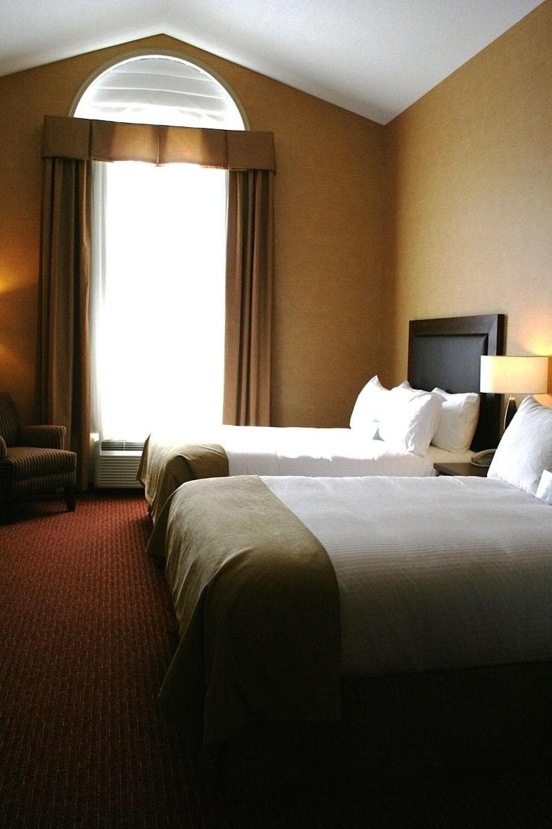 Pomeroy Hotel And Conference Centre Fort St John 5