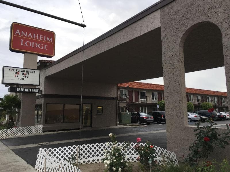 The Anaheim Lodge 4