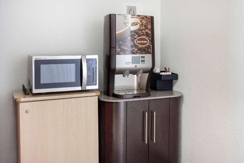 Motel 6 Mojave 2