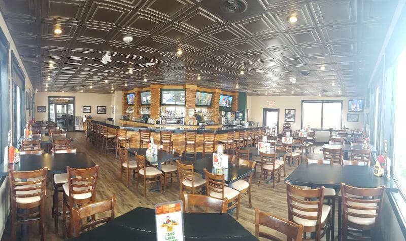 Woodfield Inn And Suites 4