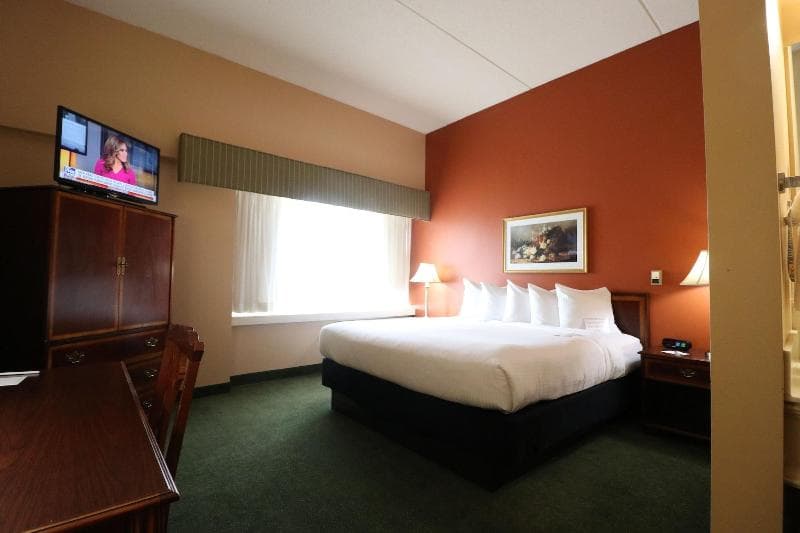 Hotel Mead & Conference Center 5