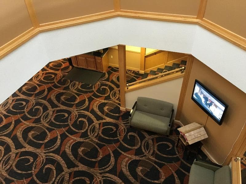 Cabot Inn & Suites 5