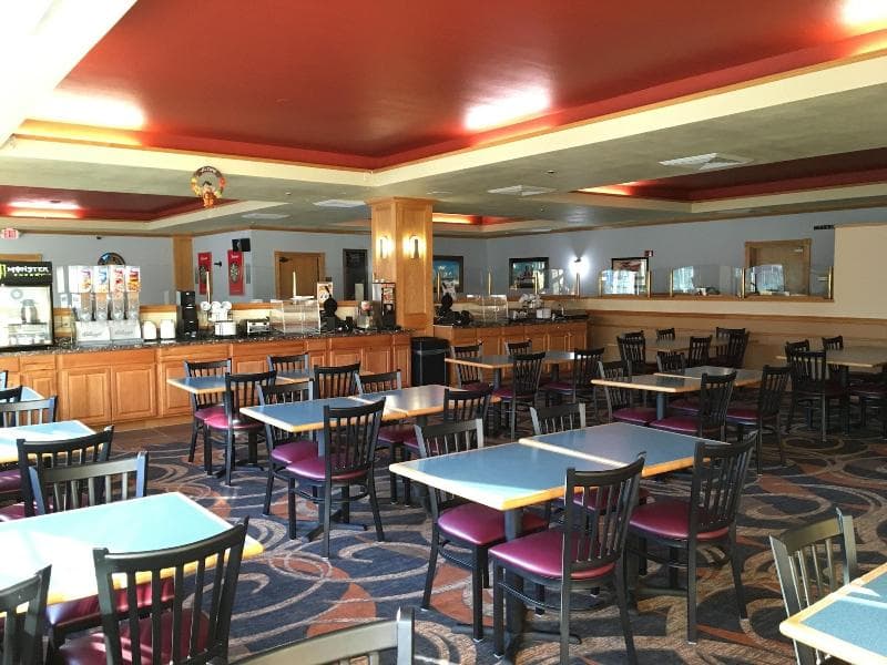 Cabot Inn & Suites 3