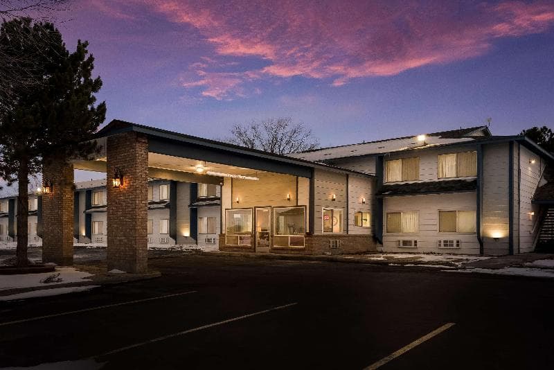 Surestay By Best Western Wells 3
