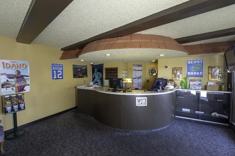 Tiki Lodge 3