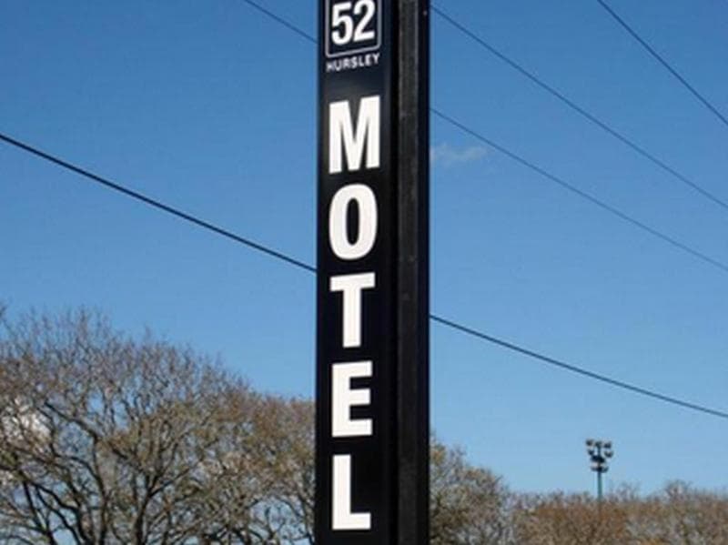 Raceview Motor Inn 3